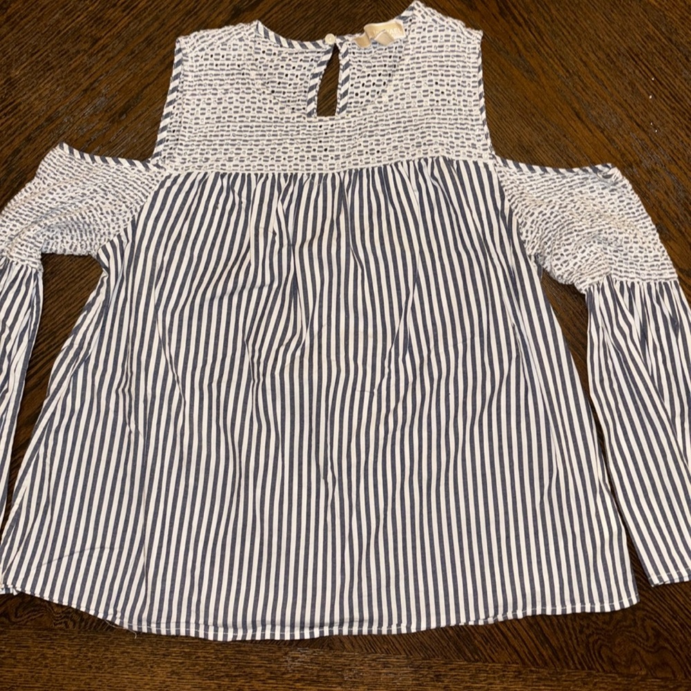 Michael Kors white and blue Cold shoulder striped boho blouse, Size Medium